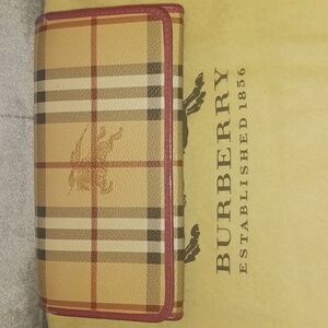 Burberry Prorsum Haymarket Continental Wallet 💕